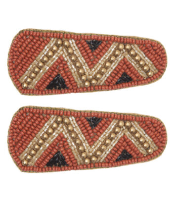 Χειροποίητα hairclips με γεωμετρικό σχέδιο σε κόκκινη και χρυσή απόχρωση, υλικό ρητίνη και μέταλλο.