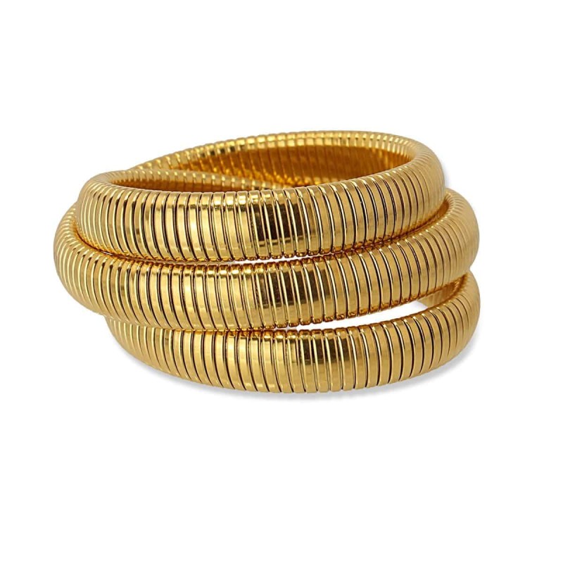 Βραχιόλι με τρεις σειρές και σχέδιο ράβδο σε χρυσό. Ένα εντυπωσιακό κομμάτι που δεν θα σταματήσετε να φοράτε. Τέλειο ως μοναδικό κομμάτι σε μινιμαλιστικές εμφανίσεις. Κατασκευασμένο από χειρουργικό ατσάλι. Έχει πάχος 12mm και μήκος 60cm. Μαγνητικό κλείσιμο. Δεν προκαλεί αλλεργίες και μπορεί να βραχεί.