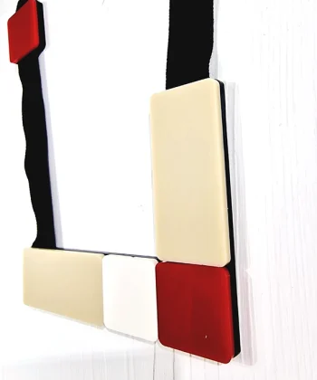 Alternative view of Κολιέ tetris plexi glass