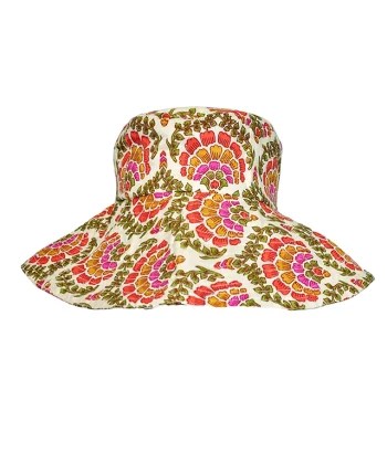 Χειροποίητο καπέλο θαλάσσης σε κρεμ χρώμα με σχέδια φύλλα. Υλικό 100% βαμβάκι. One size.