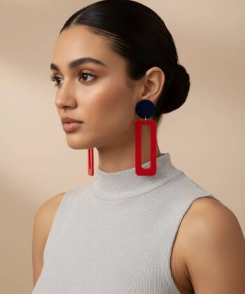 Alternative view of Σκουλαρίκια ορθογώνιο μπλε κόκκινο plexi glass