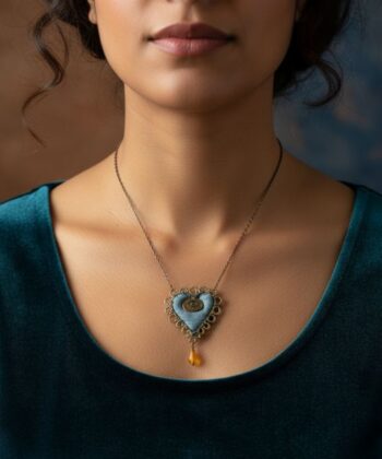 Alternative view of Κολιέ υφασμάτινη καρδιά σε τυρκουάζ απόχρωση