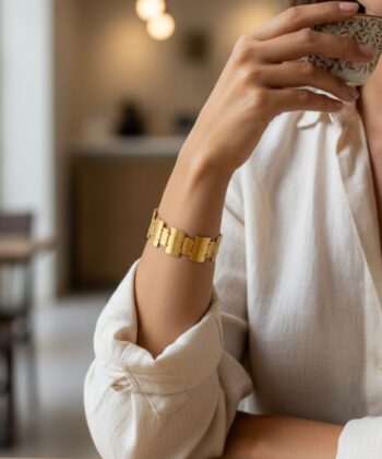 Alternative view of Βραχιόλι με γεωμετρικά σχέδια ορθογώνια σε χρυσό